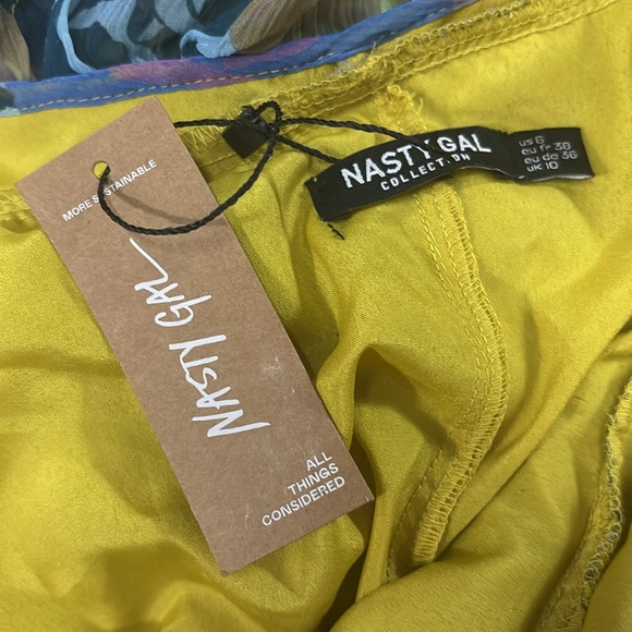 Nasty Gal Mixed Floral Print Ruffle Maxi Dress Size 6 - Picture 3 of 8